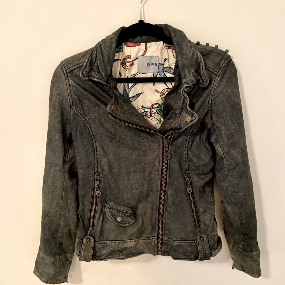 Doma Washed Black Leather Studded Jacket with Gorgeous Inner Pattern Sz 0 BNWOT